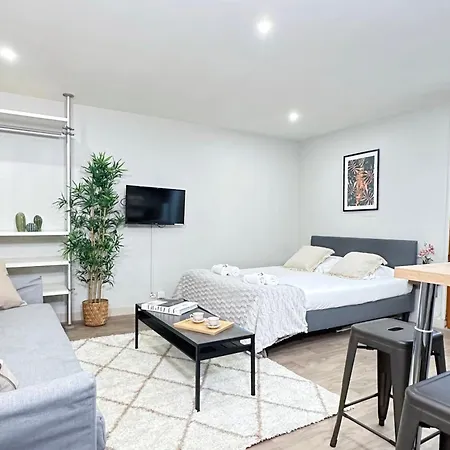 5495 - In Olympic Games 2024 Apartment